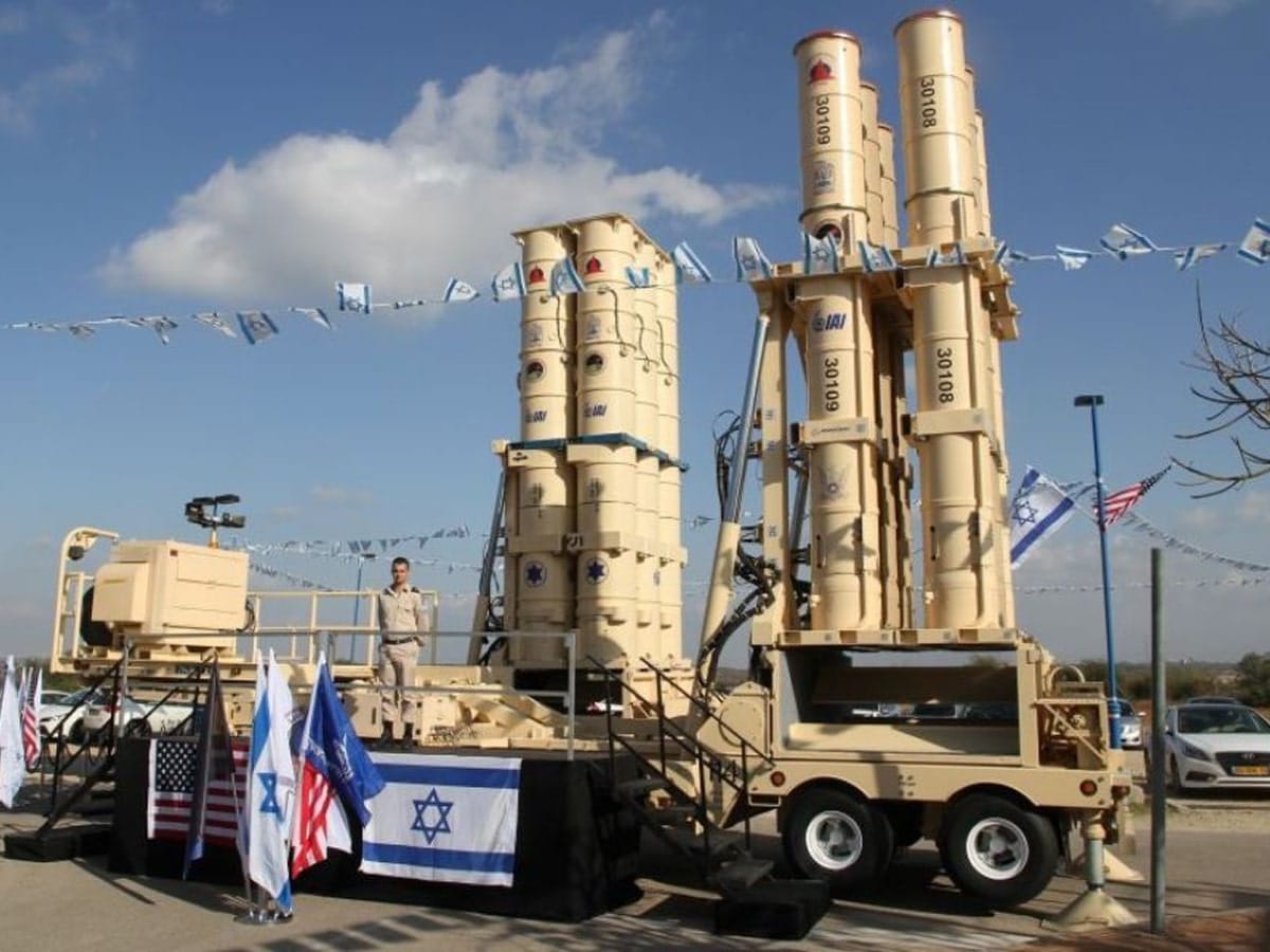 Дипломат объяснил, что Германии потребовалось израильское оружие, чтобы защититься от российской агрессии.