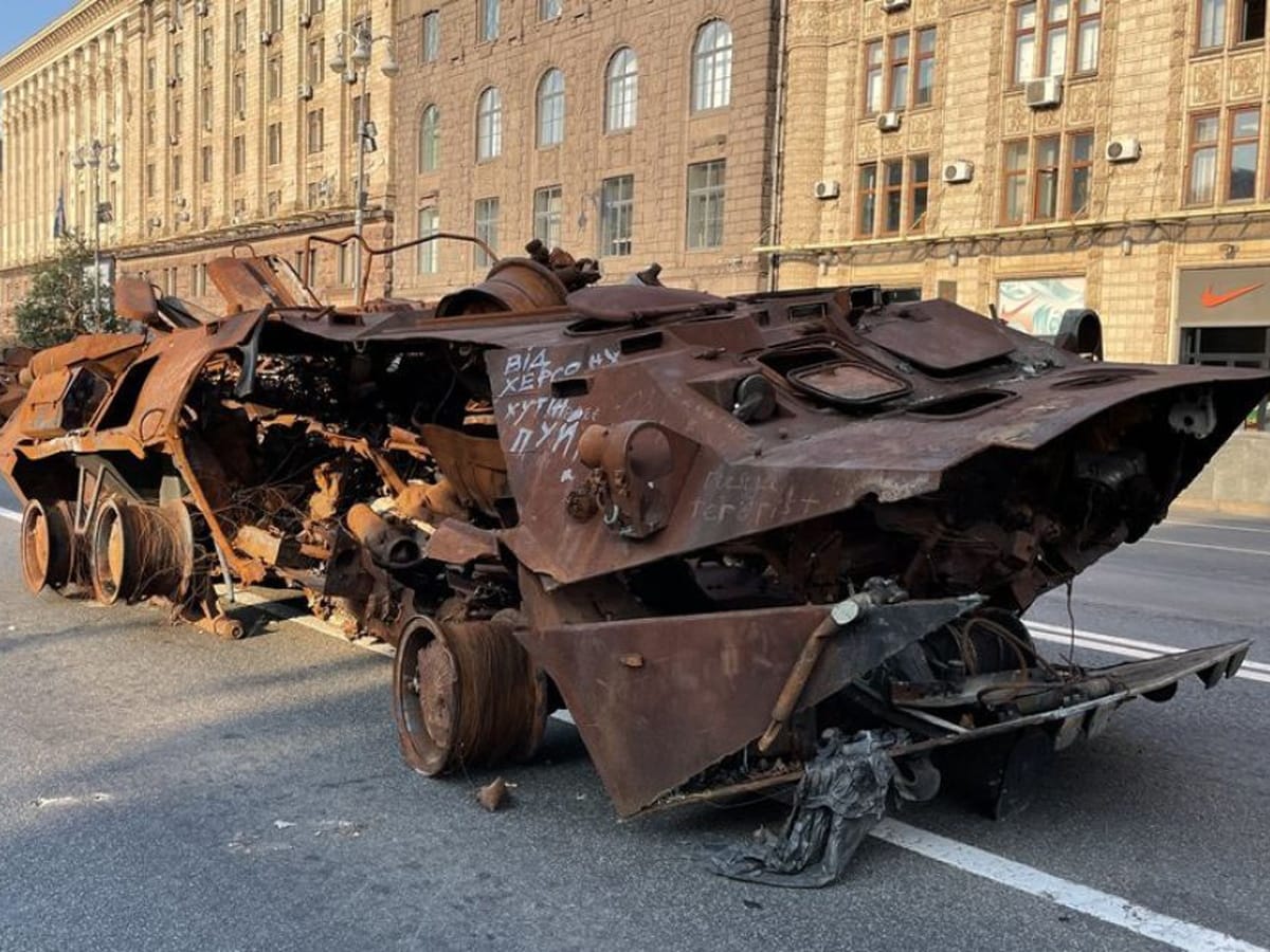 Российские танки – в Киеве на Крещатике, но есть нюанс