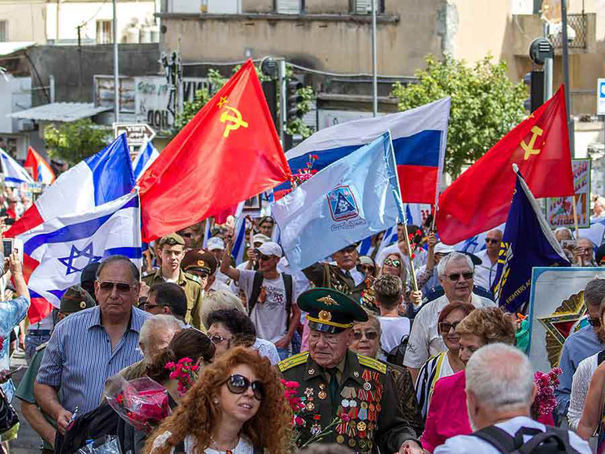 Новости Израиля Куда бегут? - в Израиль и еще 11: в 2 раза больше россиян в 2023 году получили гражданство или вид на жительство других стран