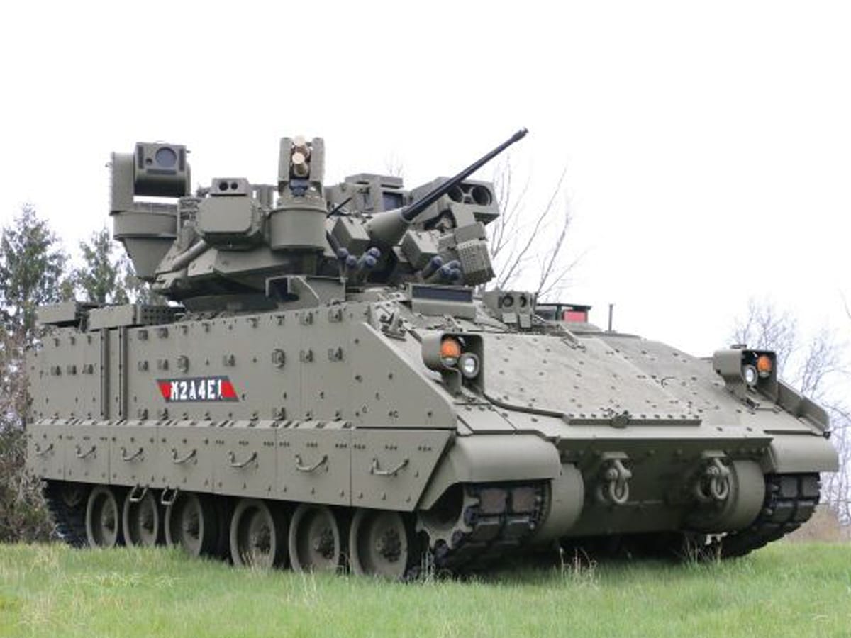 США заменят переданные Украине Bradley новой версией БМП, активная система защиты которой Iron Fist была разработана в Израиле