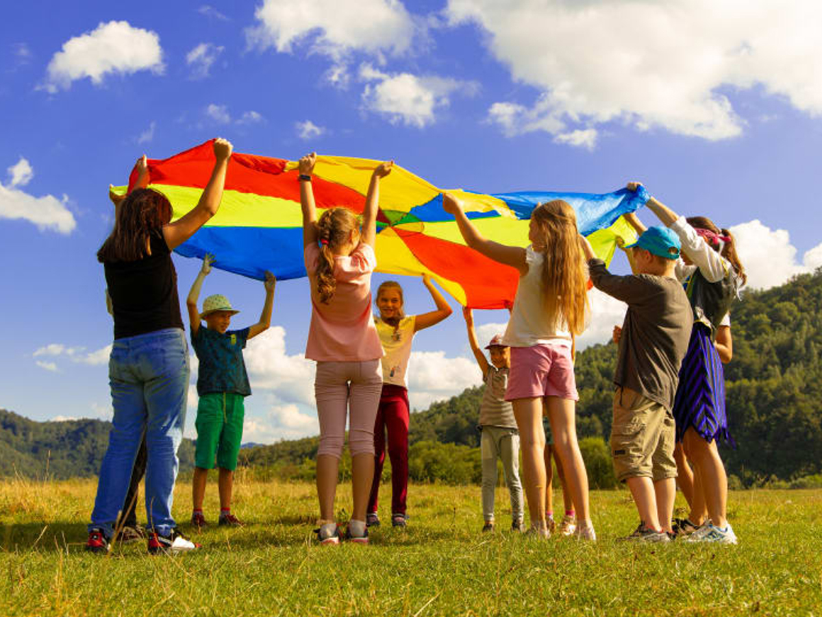 Дети-беженцы из Украины получат поддержку: Фонд Яэль выделит 1,75 миллиона долларов для еврейских лагерей Европы