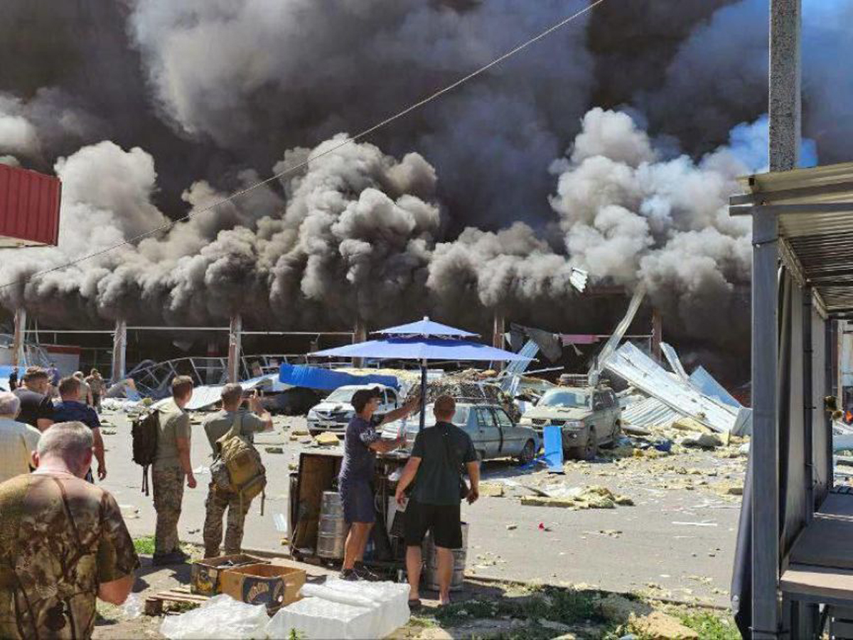 11 убитых гражданских и 44 раненых - рашисты расстреляли продовольственный супермаркет в Константиновке Донецкой облати Украины