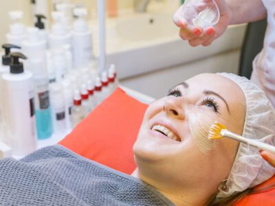 Центр Косметології в Хайфі та Тель-Авіві. Пілінг – Кріоліфтинг – RF ліфтинг – Уколи краси. Косметологічний центр для обличчя та тіла з унікальними технологіями та методиками омолодження та оздоровлення