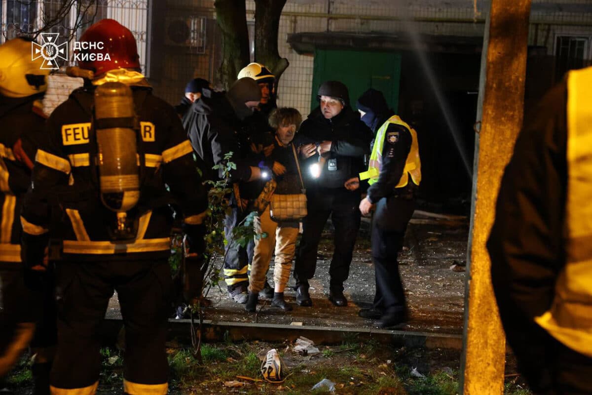 Масштабная атака по Украине: «Кинджалы», «Цирконы», сотни дронов и слова поддержки от раввина Асмана