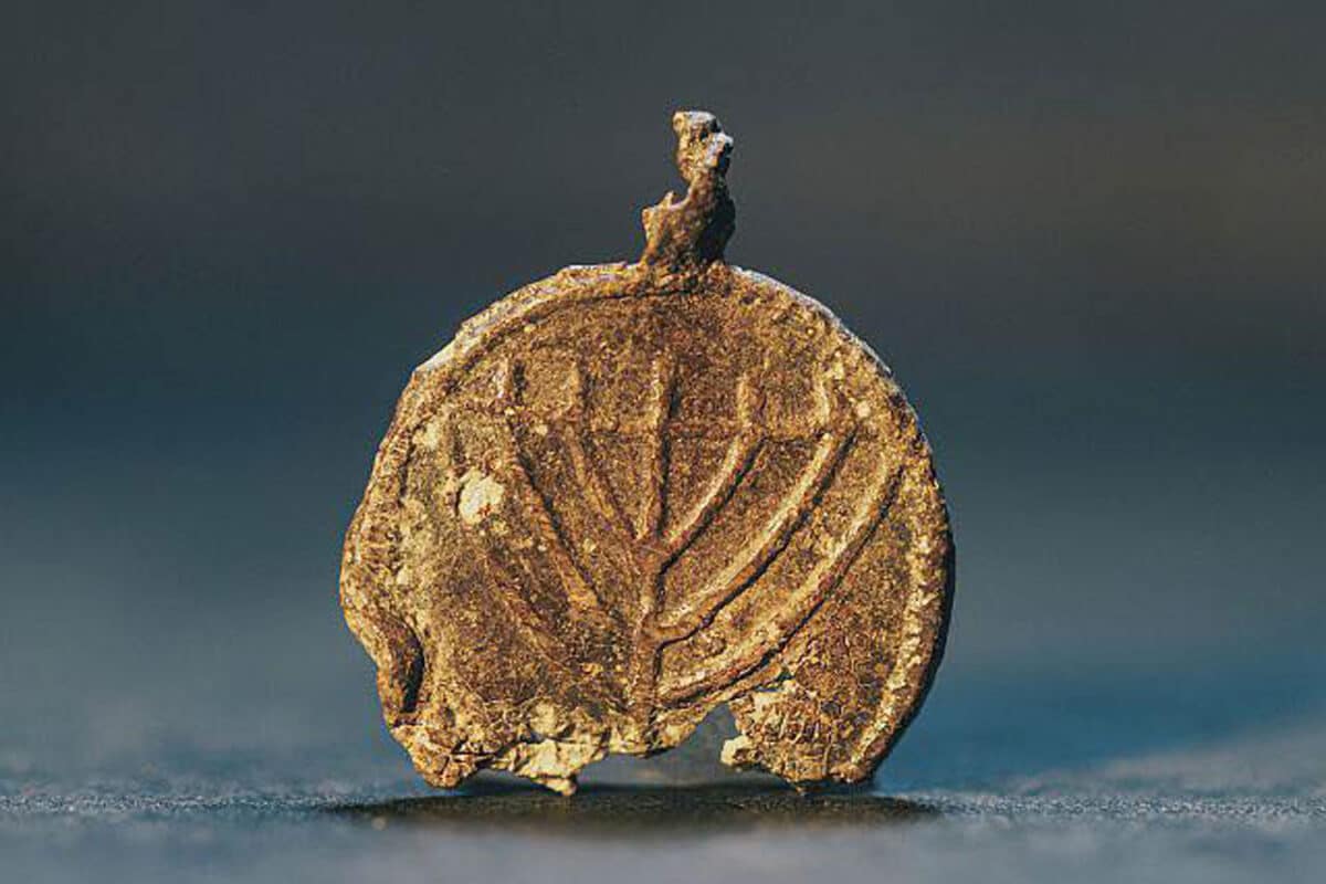 Менора там, где нельзя было быть: археологическая находка в Иерусалиме